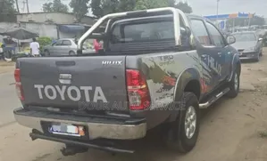 Toyota Hilux 2.5 D-4D SRX 2010 Blue