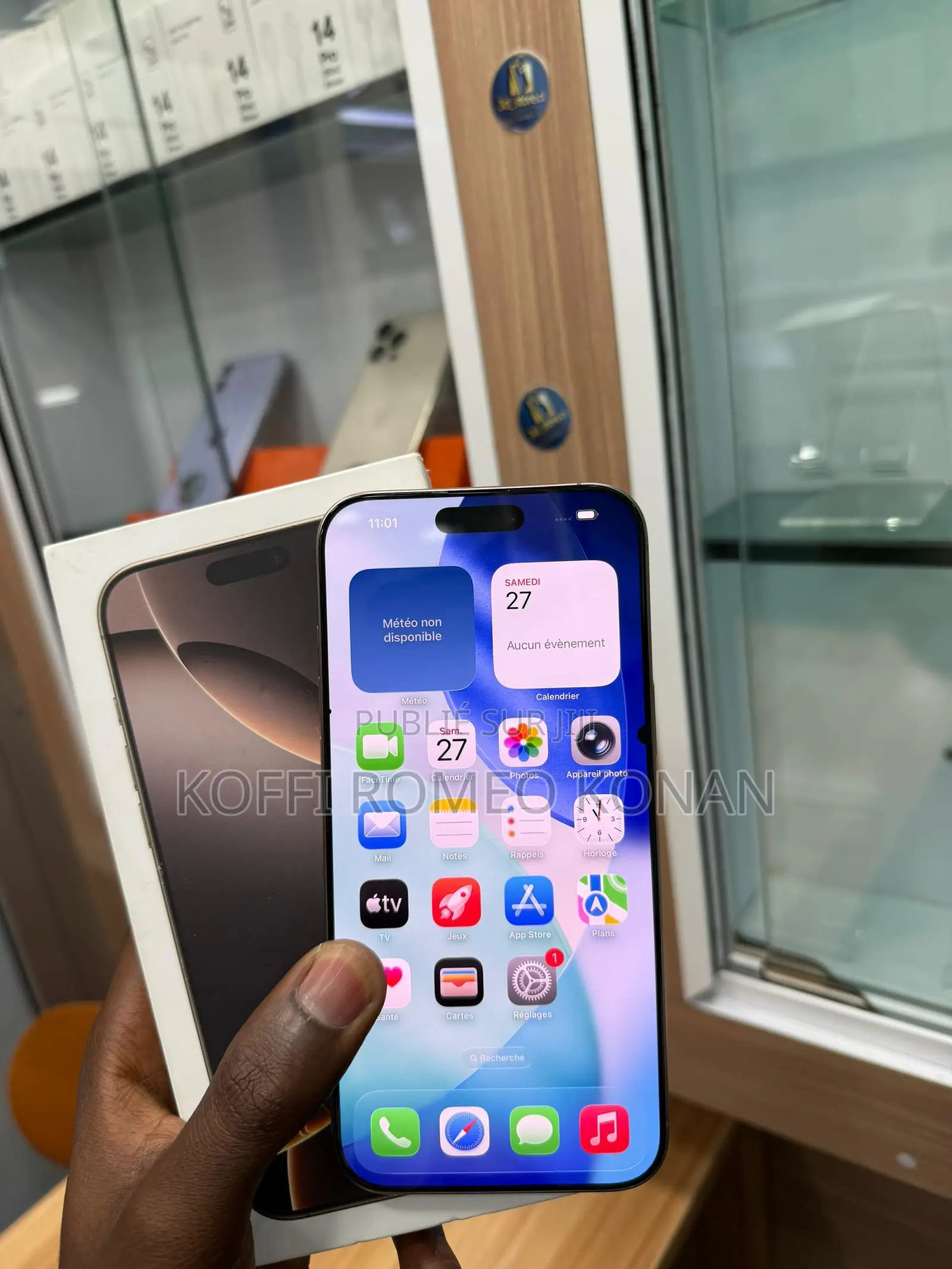 New Apple iPhone 16 Pro Max 256 GB Doré