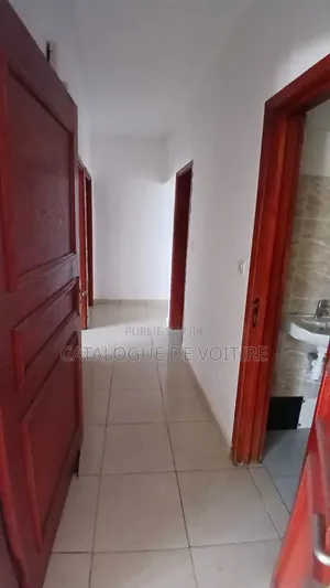 Villa À Vendre À Bingerville