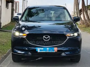 Photo - Mazda CX-5 2018 Blue