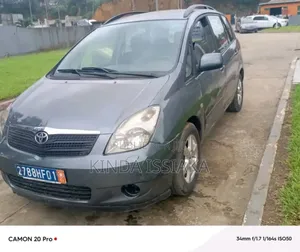 Photo - Toyota Verso 1.8 2009 Gris