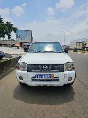 Nissan Hardbody 2007 Blanc