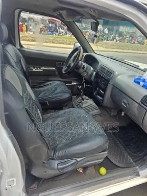 Nissan Hardbody 2007 Blanc