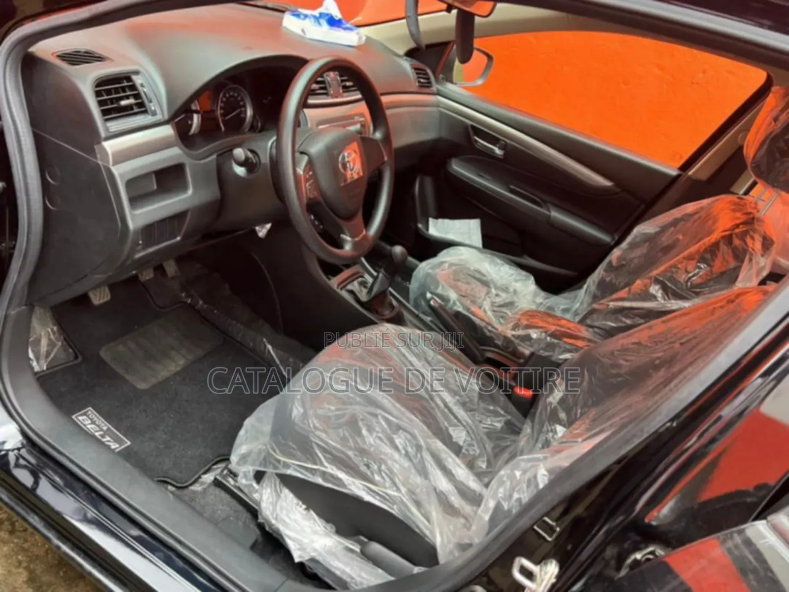 Toyota Belta 2025 Gris