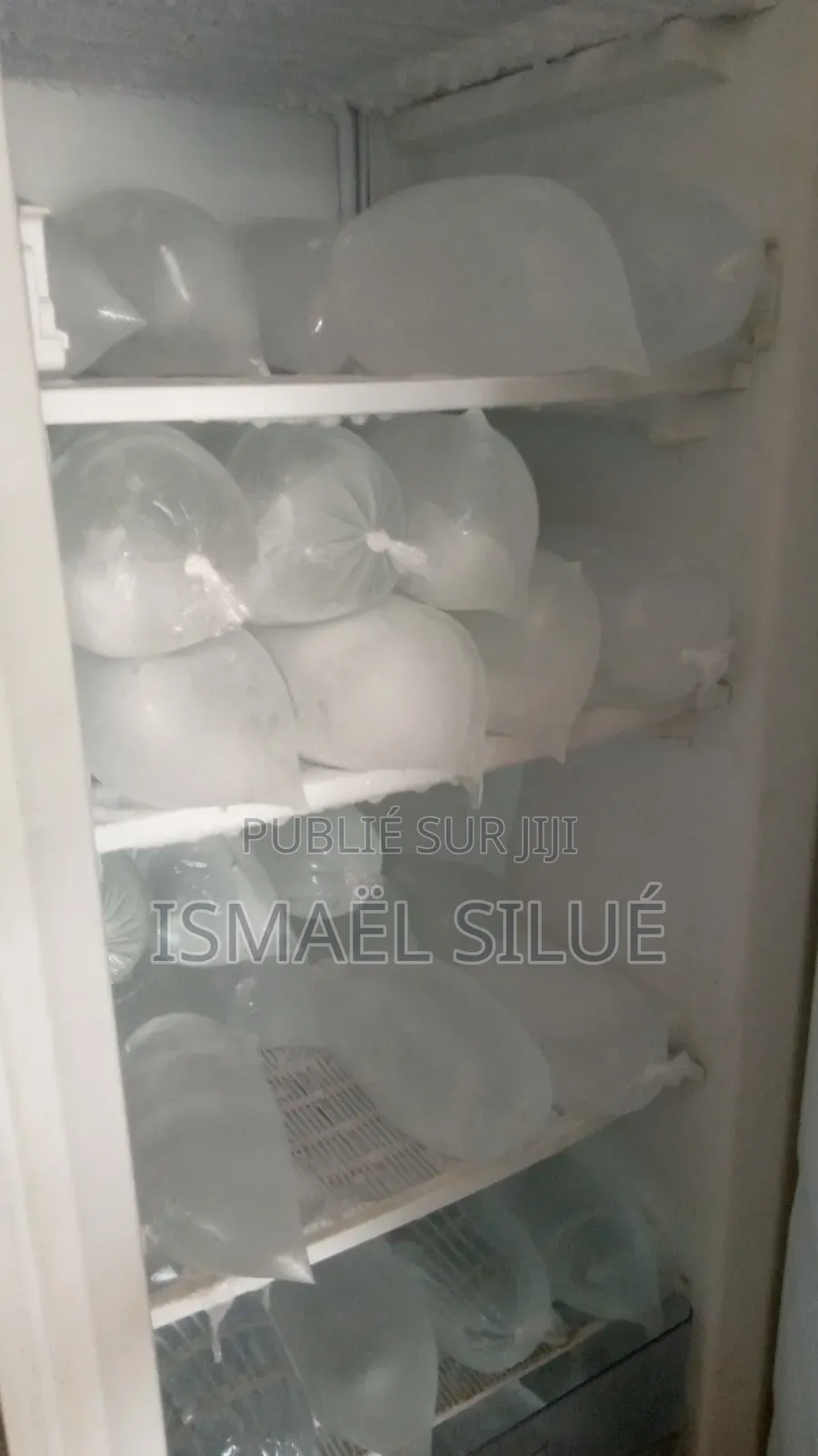 Vente D’Eau Minérale, Glace Boissons Gazeuses – Prix Abordables !