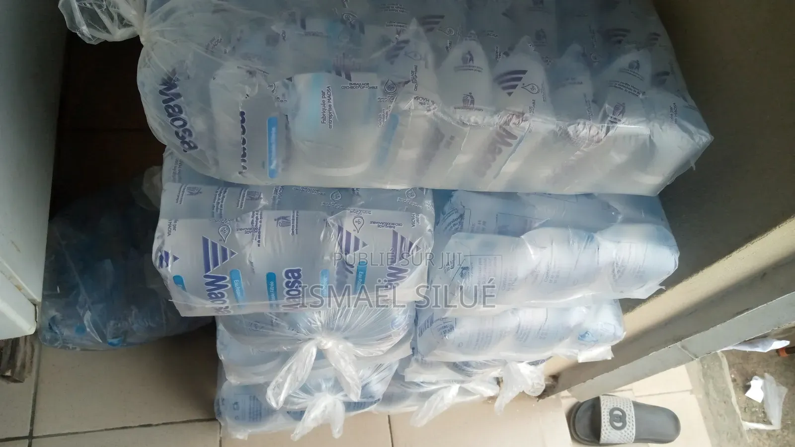 Vente D’Eau Minérale, Glace Boissons Gazeuses – Prix Abordables !