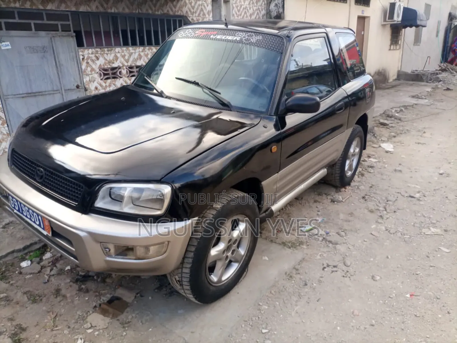 Toyota RAV4 Automatic 2000 Black
