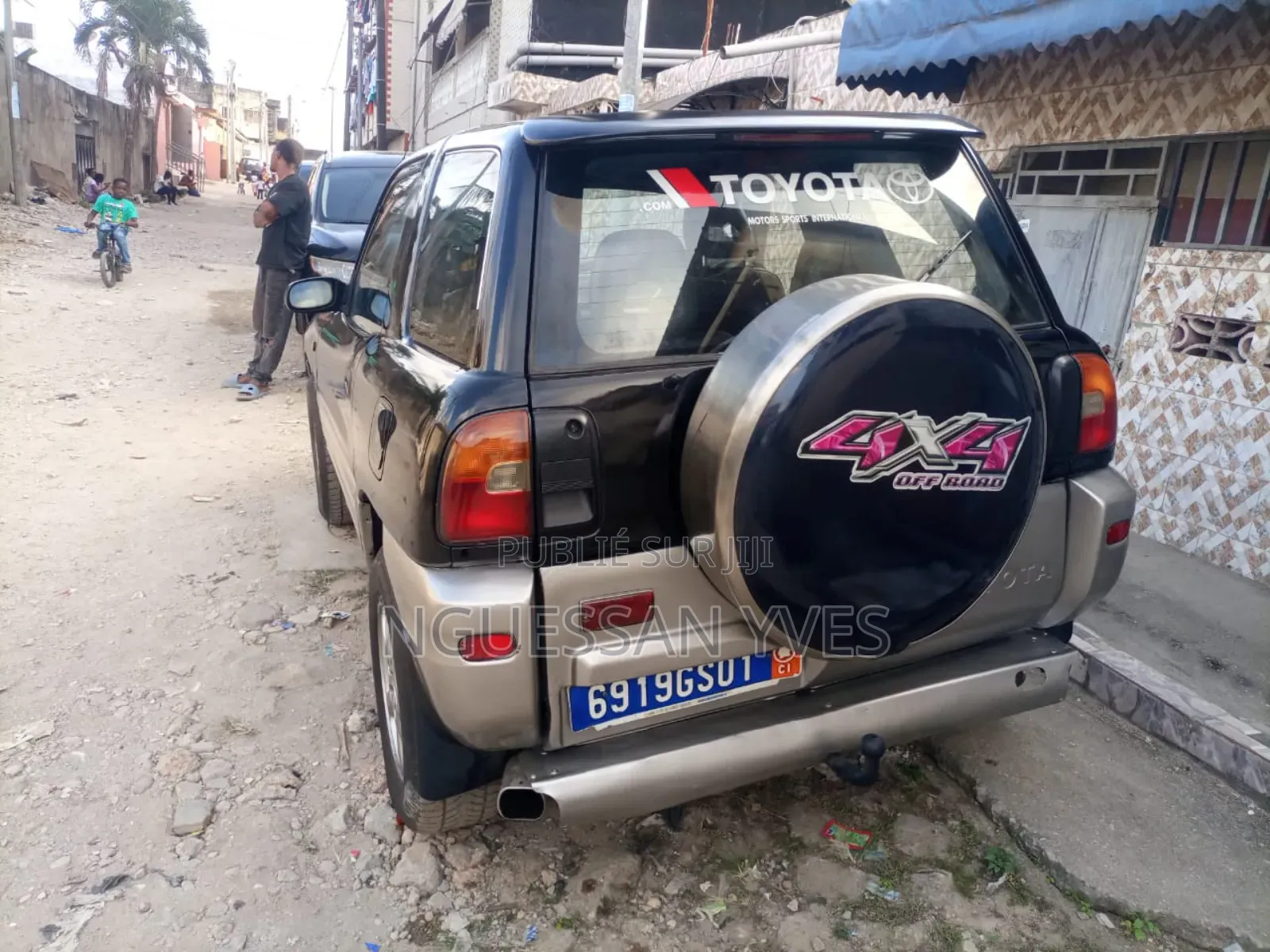 Toyota RAV4 Automatic 2000 Black