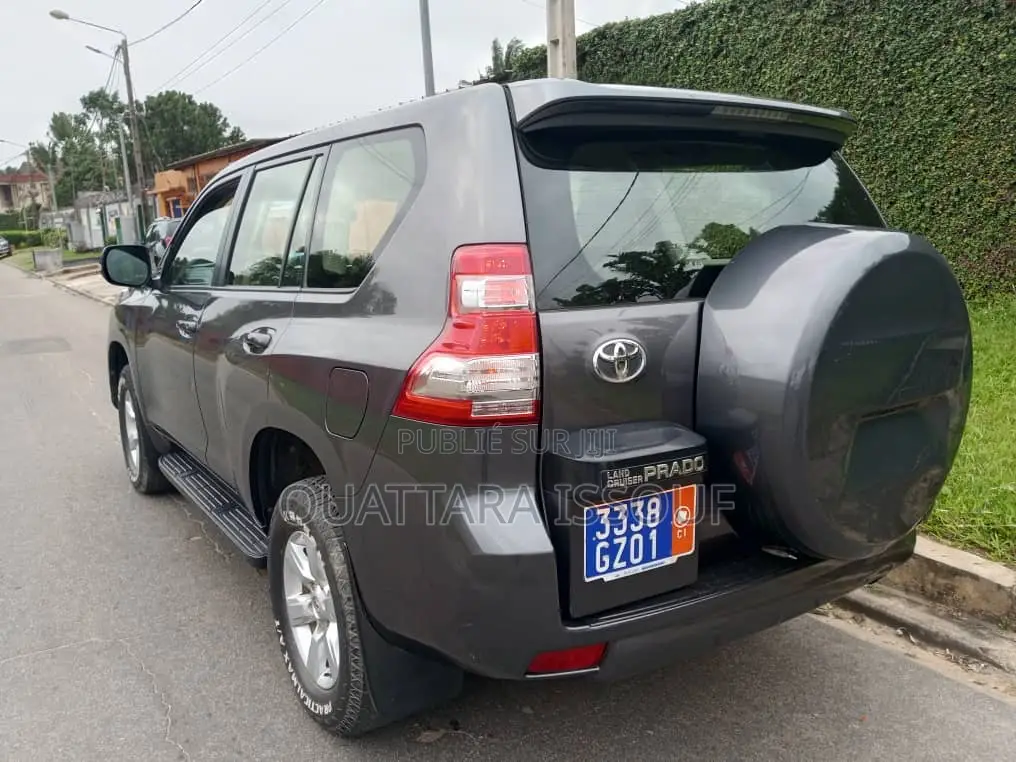 Toyota Land Cruiser Prado 2.7 2018 Black