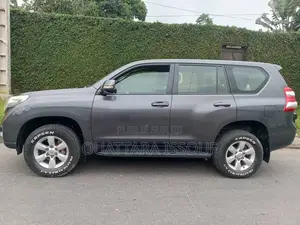 Toyota Land Cruiser Prado 2.7 2018 Black