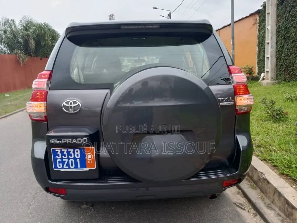 Toyota Land Cruiser Prado 2.7 2018 Black