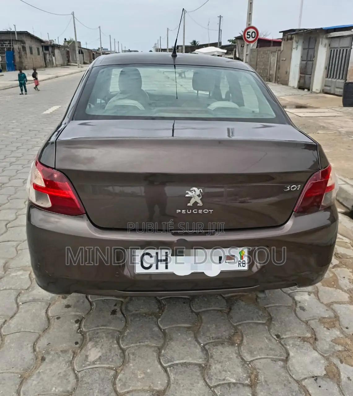 Peugeot 301 2015 Gris
