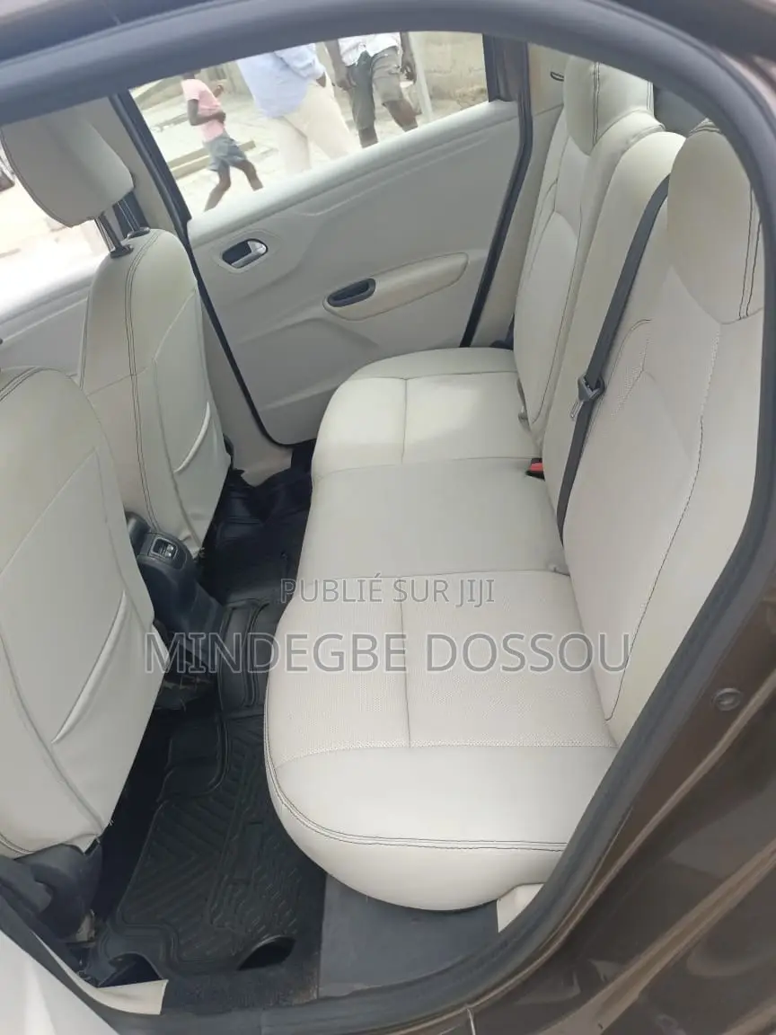 Peugeot 301 2015 Gris