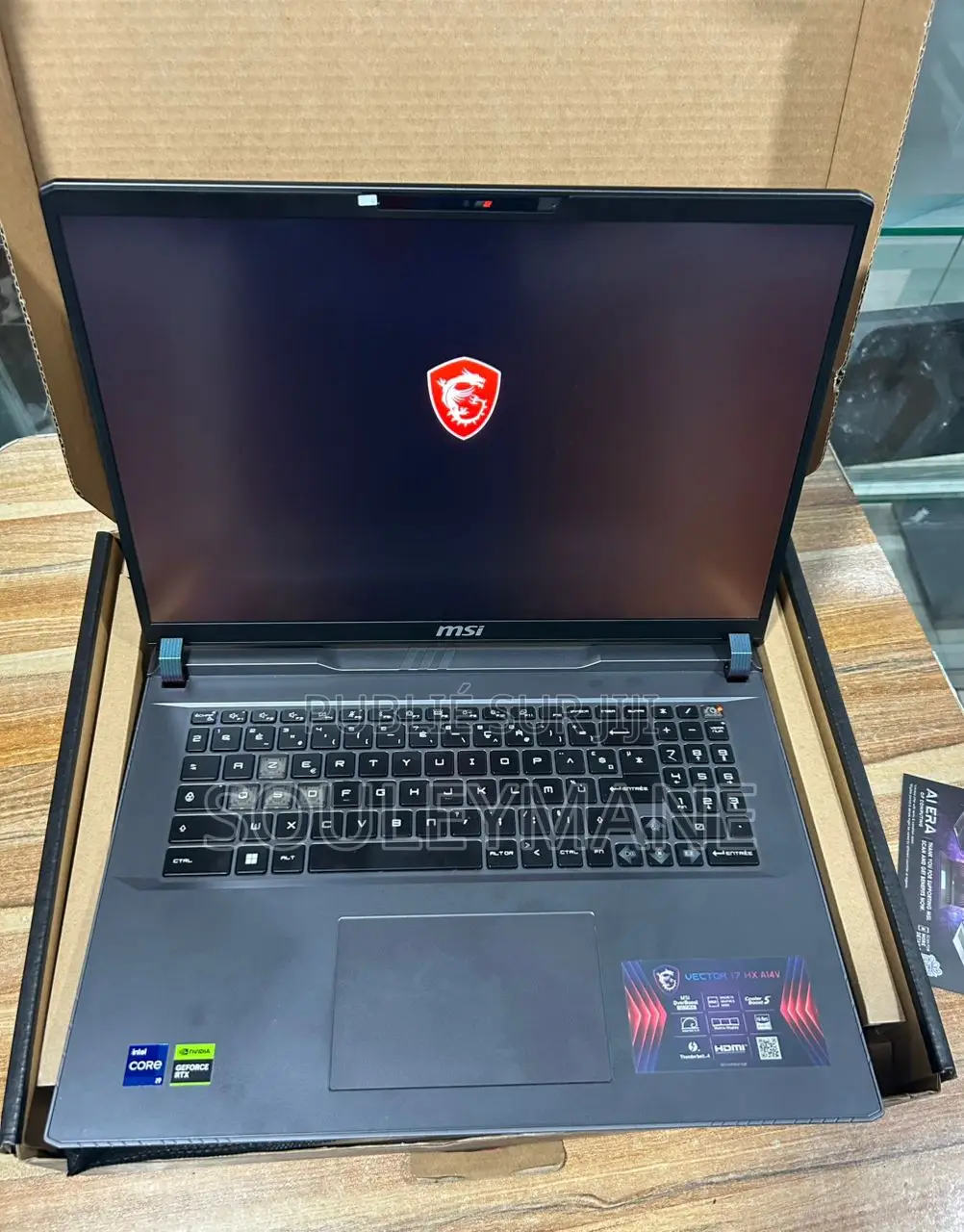 New MSI Vector 17 HX AI A2XWJG 32GB Intel Core I9 SSD 1T