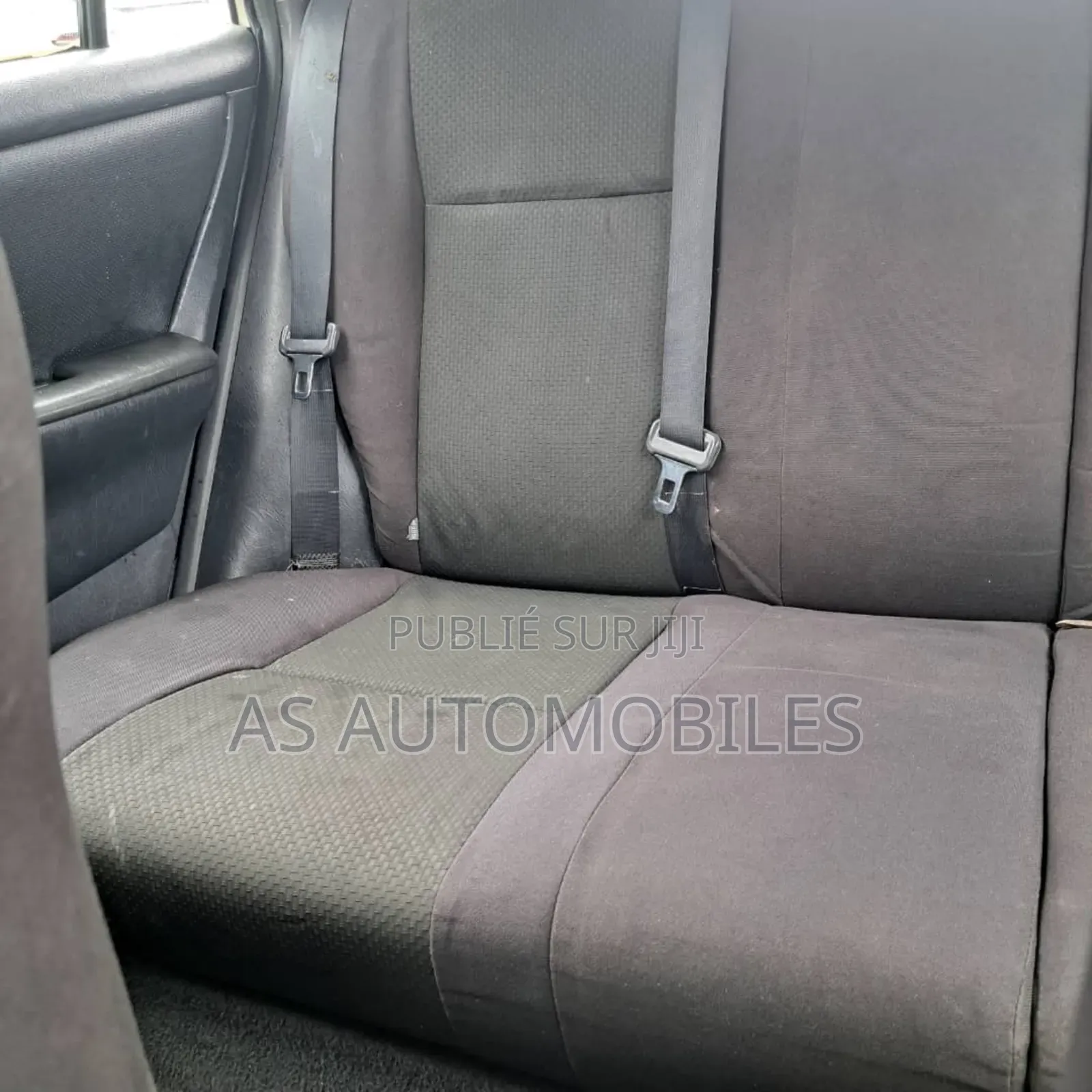 Toyota Corolla 2025 Gris