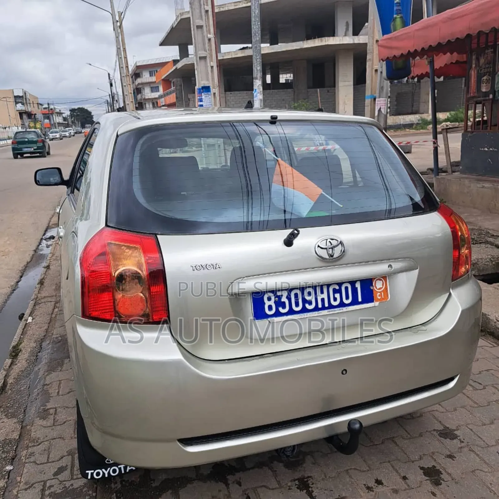 Toyota Corolla 2025 Gris