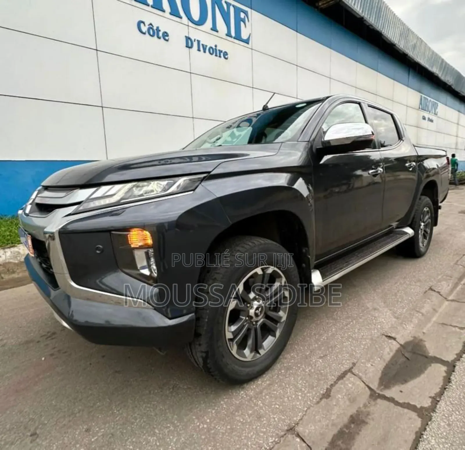 New Mitsubishi L200 2022 Gris