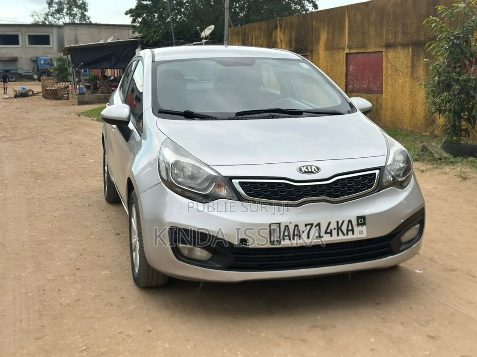 Kia Rio EX 4dr Hatchback (1.6L 4cyl 6A) 2015 Gris