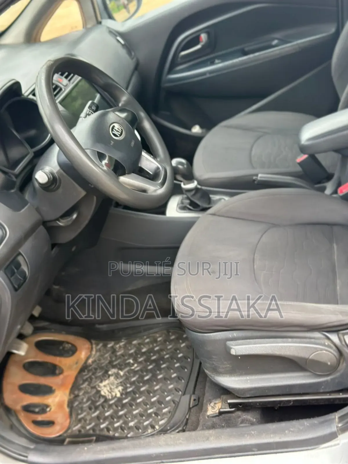 Kia Rio EX 4dr Hatchback (1.6L 4cyl 6A) 2015 Gris