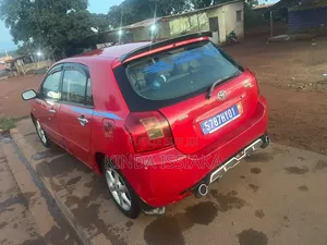 Photo - Toyota Corolla Sedan 2004 Rouge