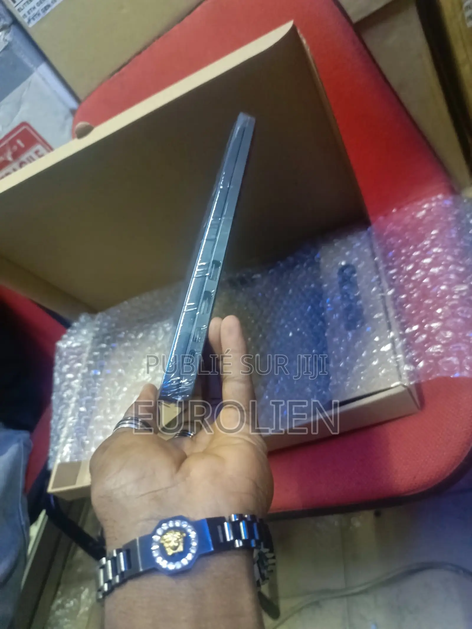 Ordinateur portable Dell Latitude 7390 16GB Intel Core i5 SSD 256GB