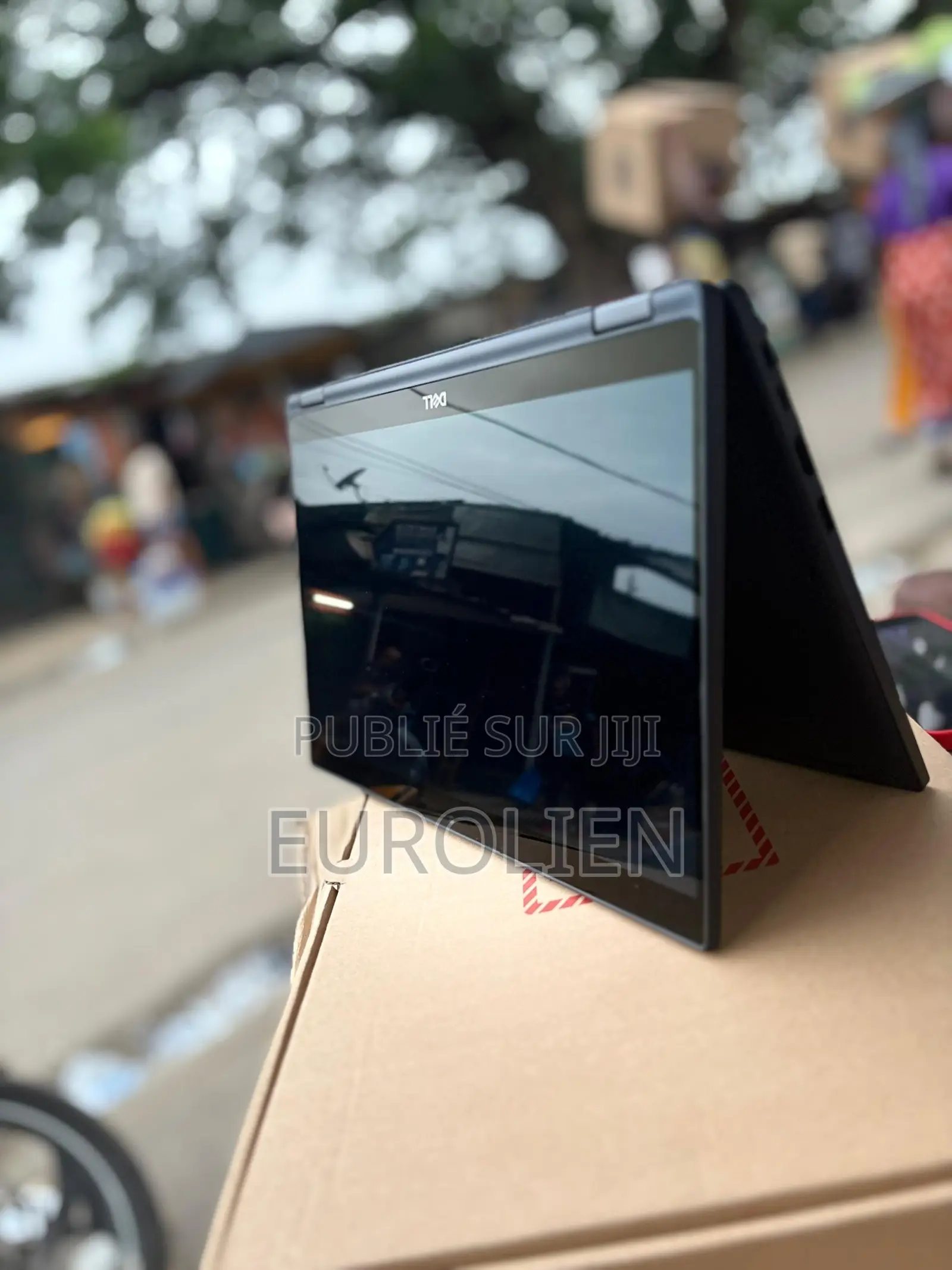 Ordinateur portable Dell Latitude 7390 16GB Intel Core i5 SSD 256GB