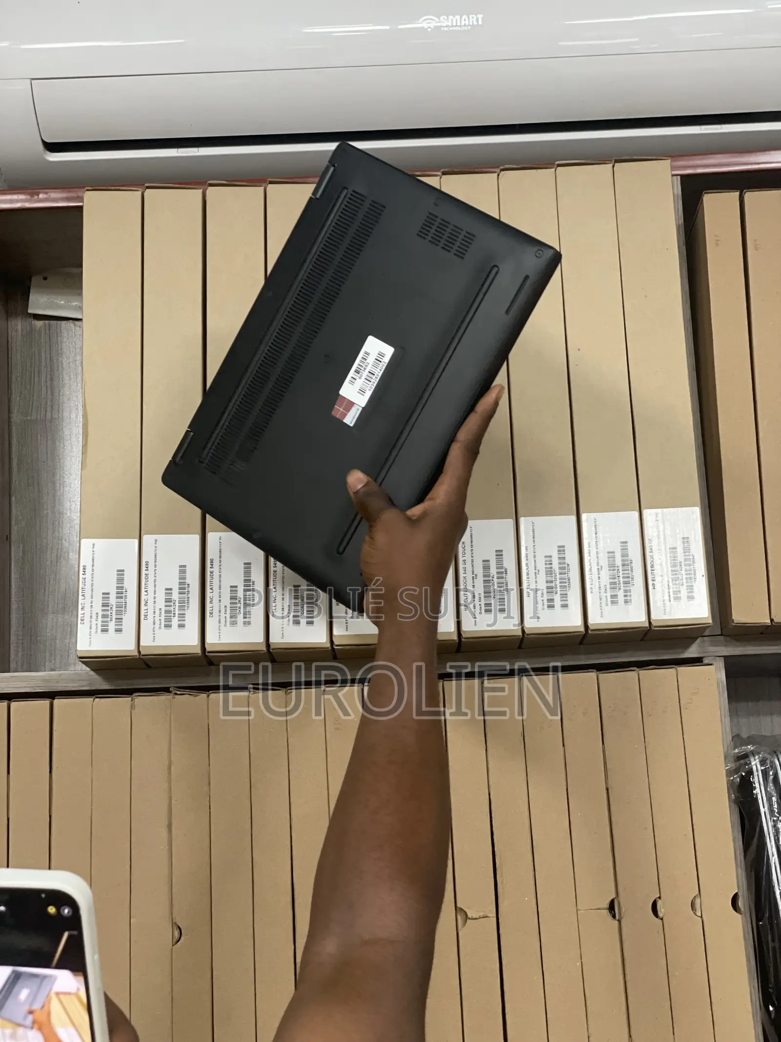 Ordinateur portable Dell Latitude 7390 16GB Intel Core i5 SSD 256GB