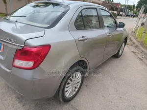 Suzuki Dzire 2022 Gris
