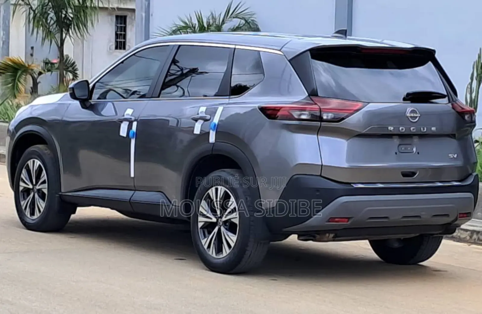Nissan Rogue SV 2023 Gris