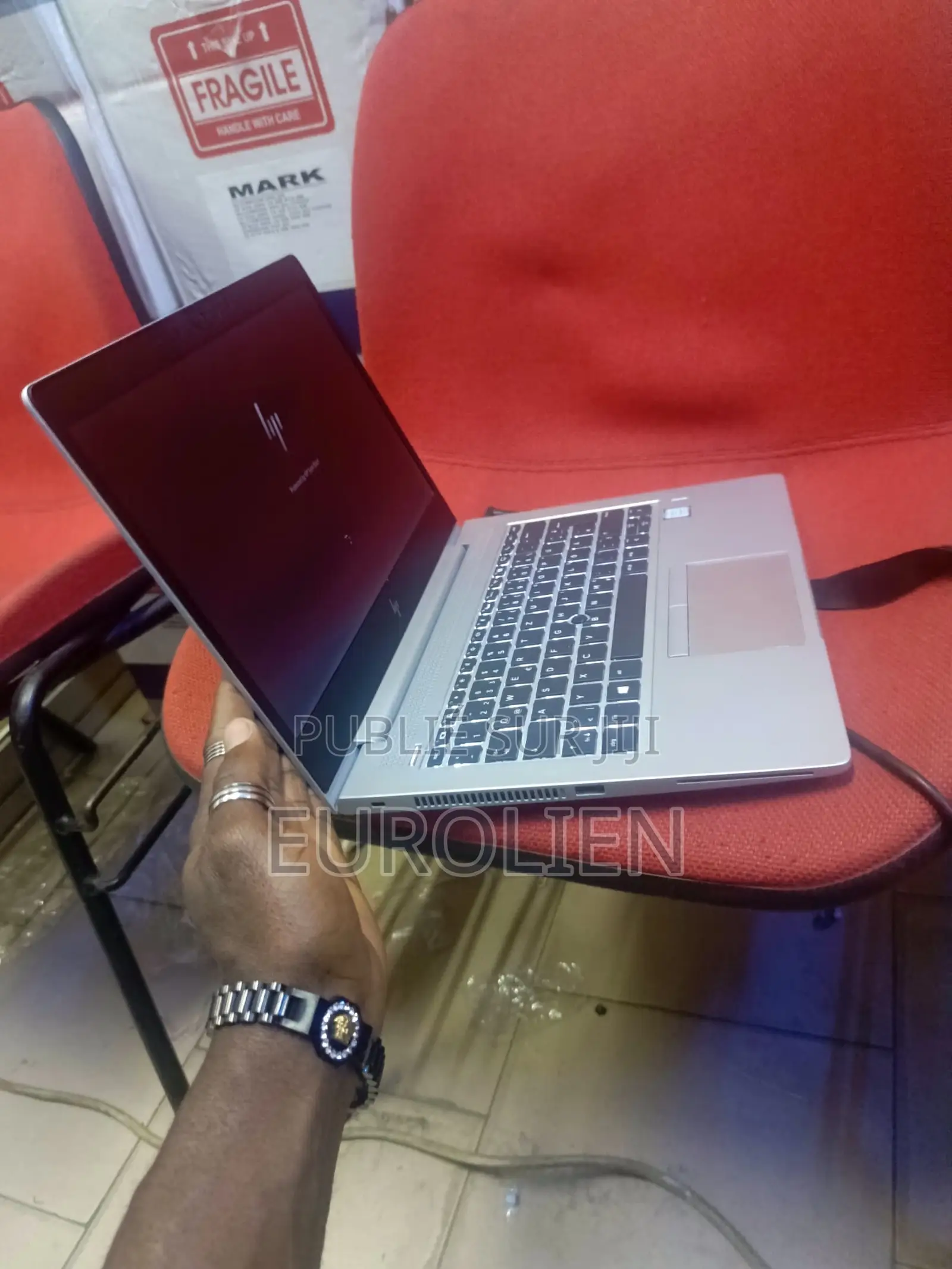 Ordinateur Portable HP EliteBook 840 G6 16GB Intel Core I5 SSD 512GB