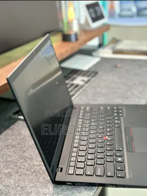 Ordinateur Portable Lenovo ThinkPad T480s 16GB Intel Core I7 SSD 512GB