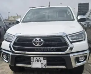 Photo - New Toyota Hilux 2025 Blanc