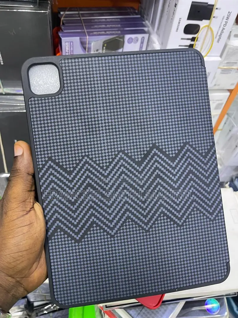 Pochette iPad 8/9/10/11 Pro