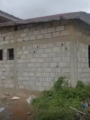 4chbre Maison dans Building House, Cocody à Vendre