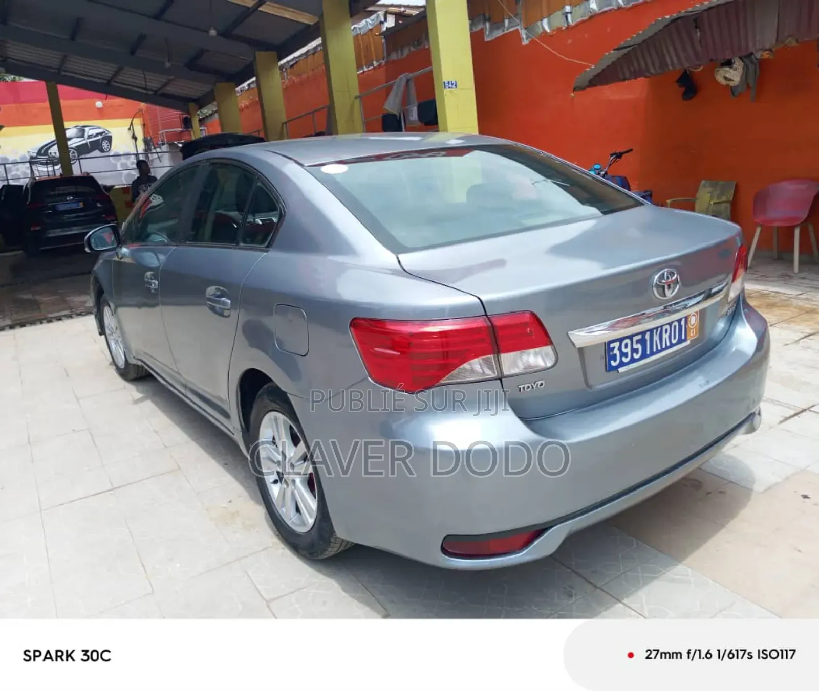 Toyota Avensis 2014 Gris