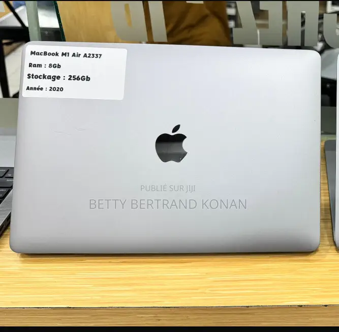 New Apple MacBook Air 2020 8GB Intel Core I5 SSD 256GB