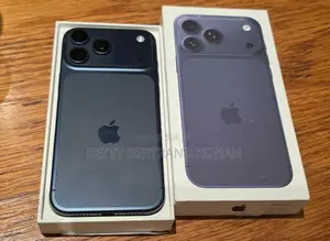 Photo - New Apple iPhone 17 Pro Max 256 GB Blue