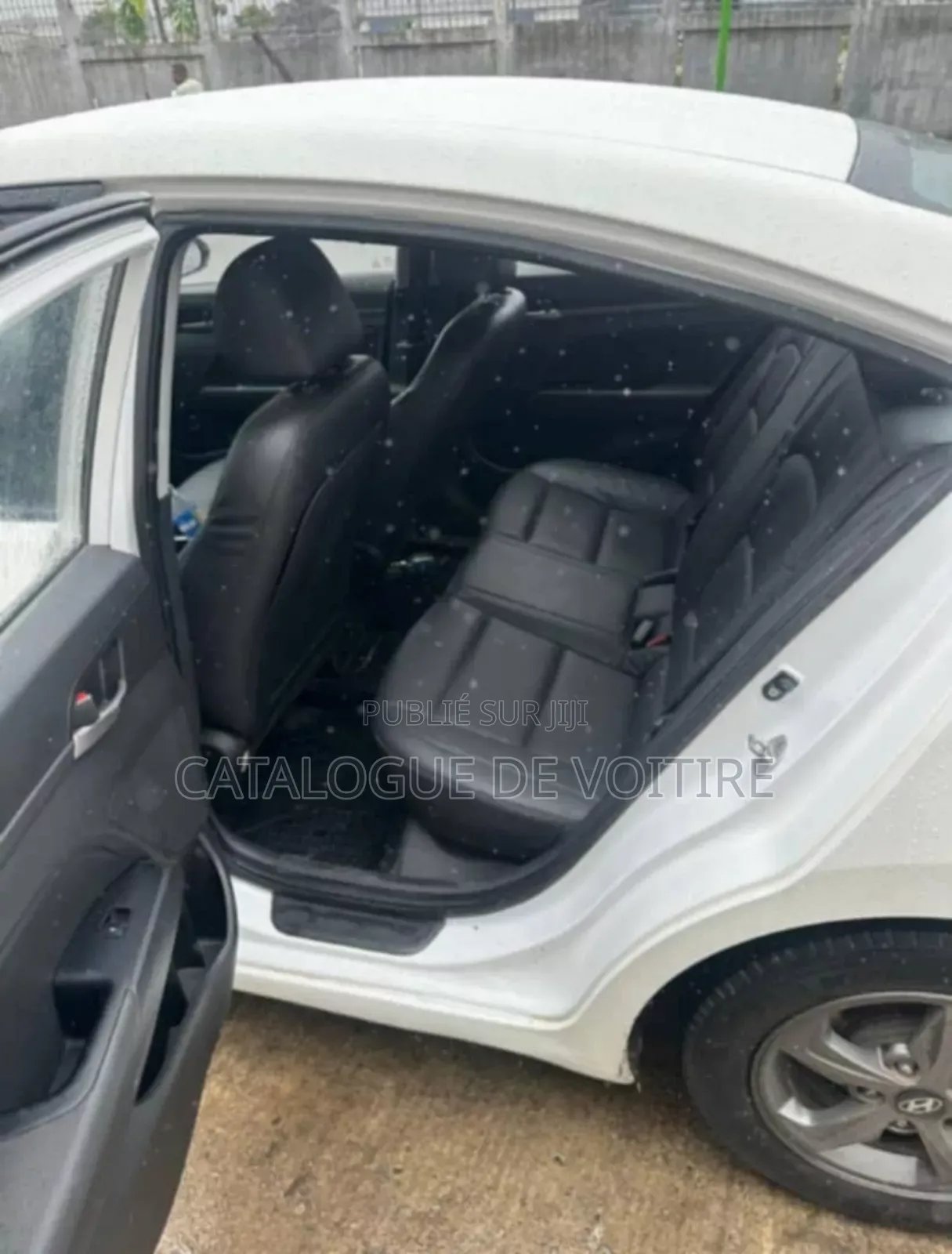 Hyundai Avante 2018 Blanc