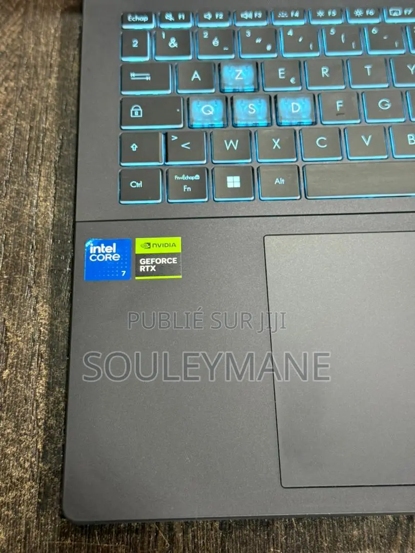 New Ordinateur Portable Asus 32GB Intel Core Ultra 7 SSD 512GB