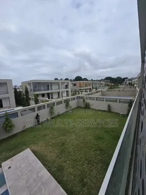 6chbre Duplex dans Zié Multi-Service, Bingerville à Vendre