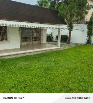 Photo - 4chbre Villa dans Au 2Plateau, Cocody à Vendre