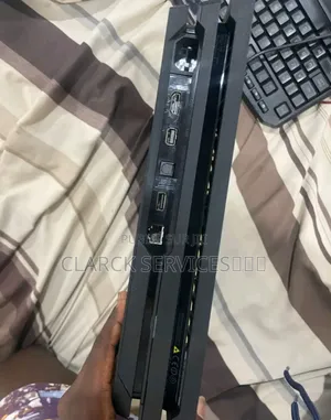 Vente De Ps4 Pro Deuxième Main Chap Chap