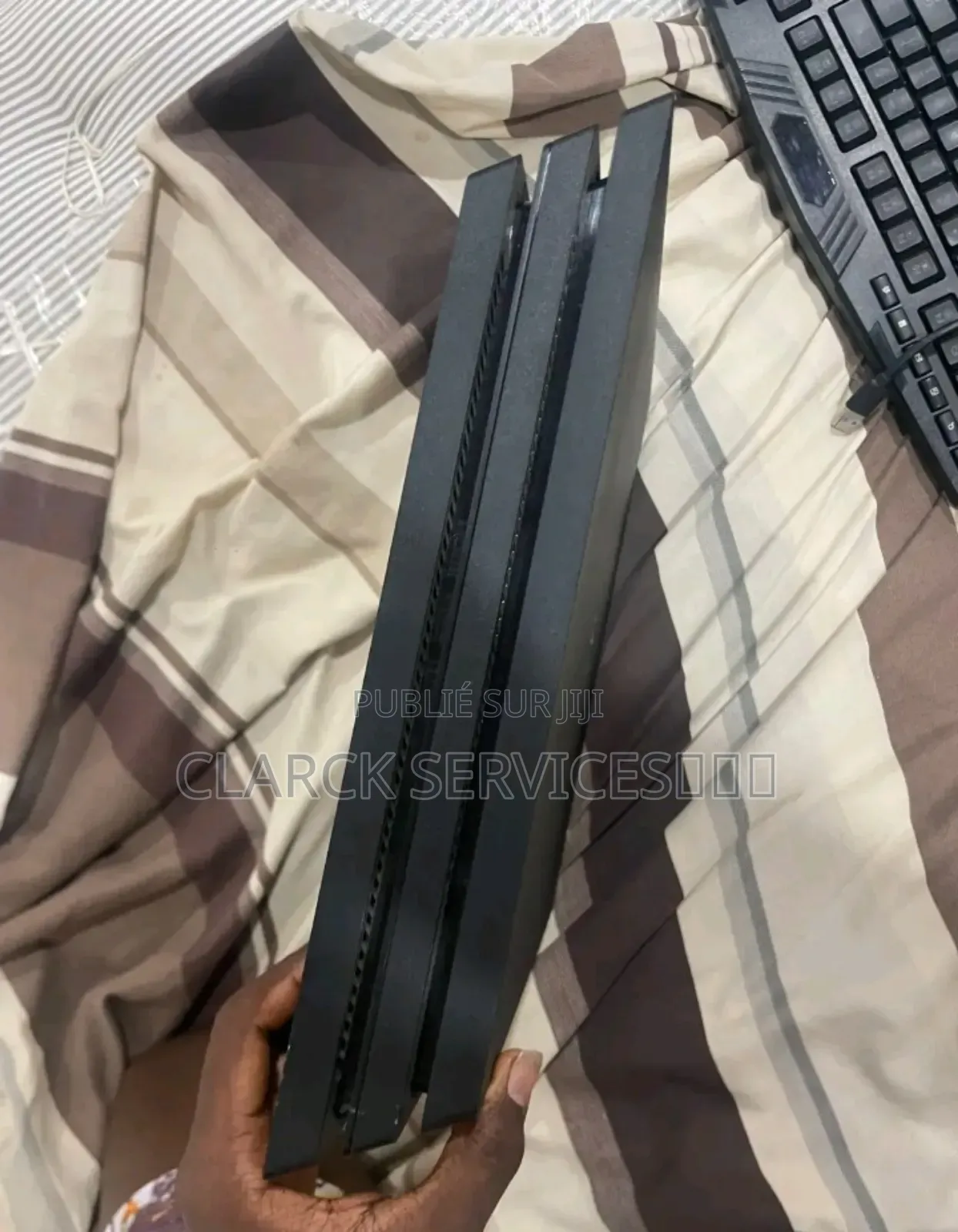 Vente De Ps4 Pro Deuxième Main Chap Chap