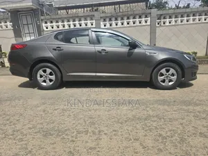 Kia K5 2.0 500h 2016 Gris