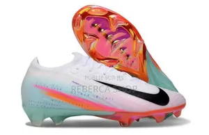 Photo - Paires De Crampons Nike