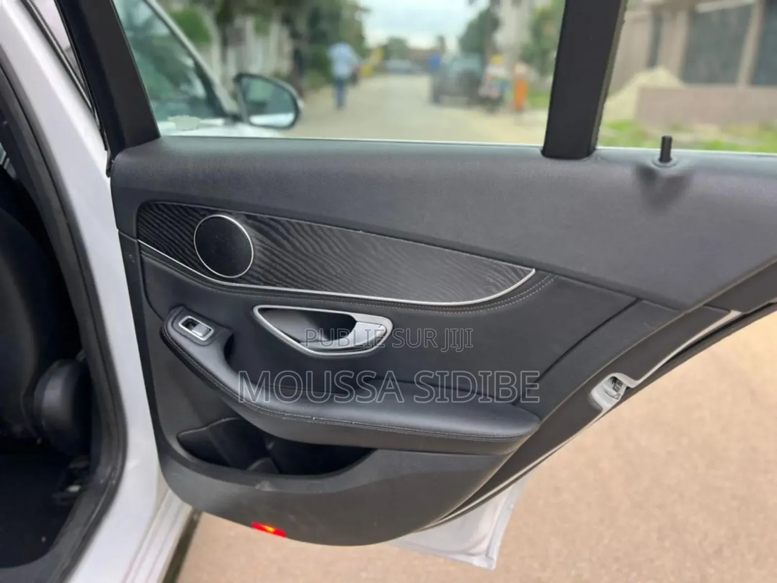 Mercedes-Benz C300 Sport 4Matic Sedan AWD (2.0L 4cyl 7A) 2017 Blanc