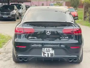 Mercedes-Benz GLC-Class 2022 Black