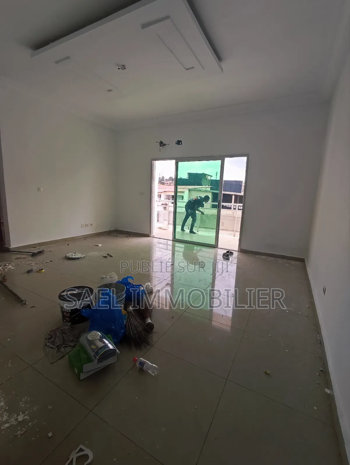 2chbre Appartement dans Sael, Cocody à Louer