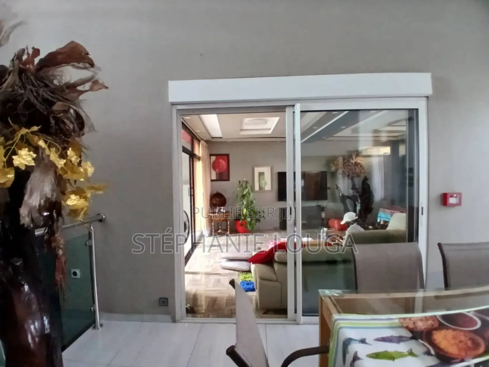 Furnished 5chbre Duplex dans Grand Bassam Rosier à Louer