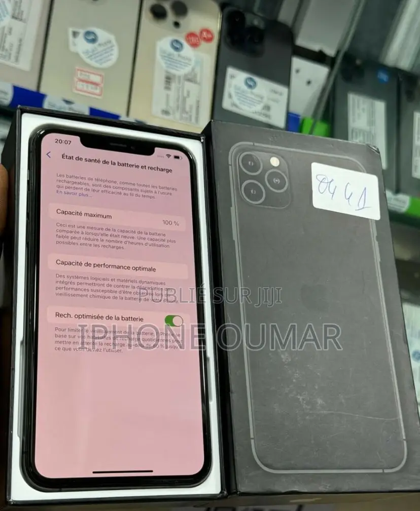 New Apple iPhone 11 Pro Max 64 GB Argenté